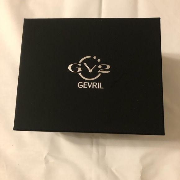 GV2 Astor Diamond Quartz Subdial- Diameter 40mm - Picture 10 of 15